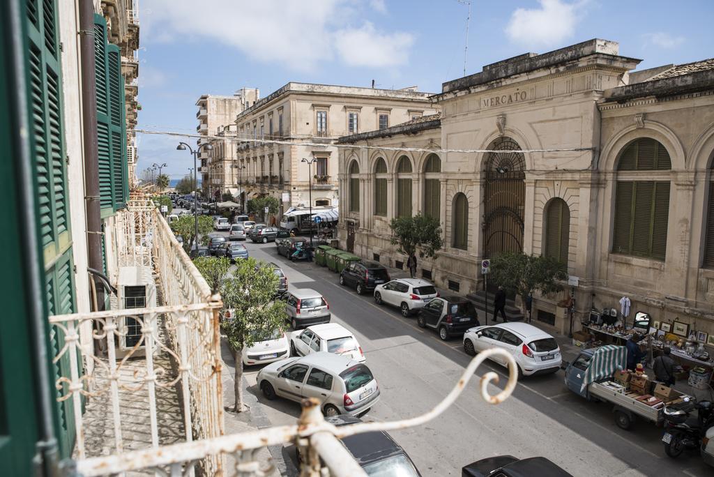 Sognando Ortigia Bed and Breakfast Syrakusa Exteriör bild